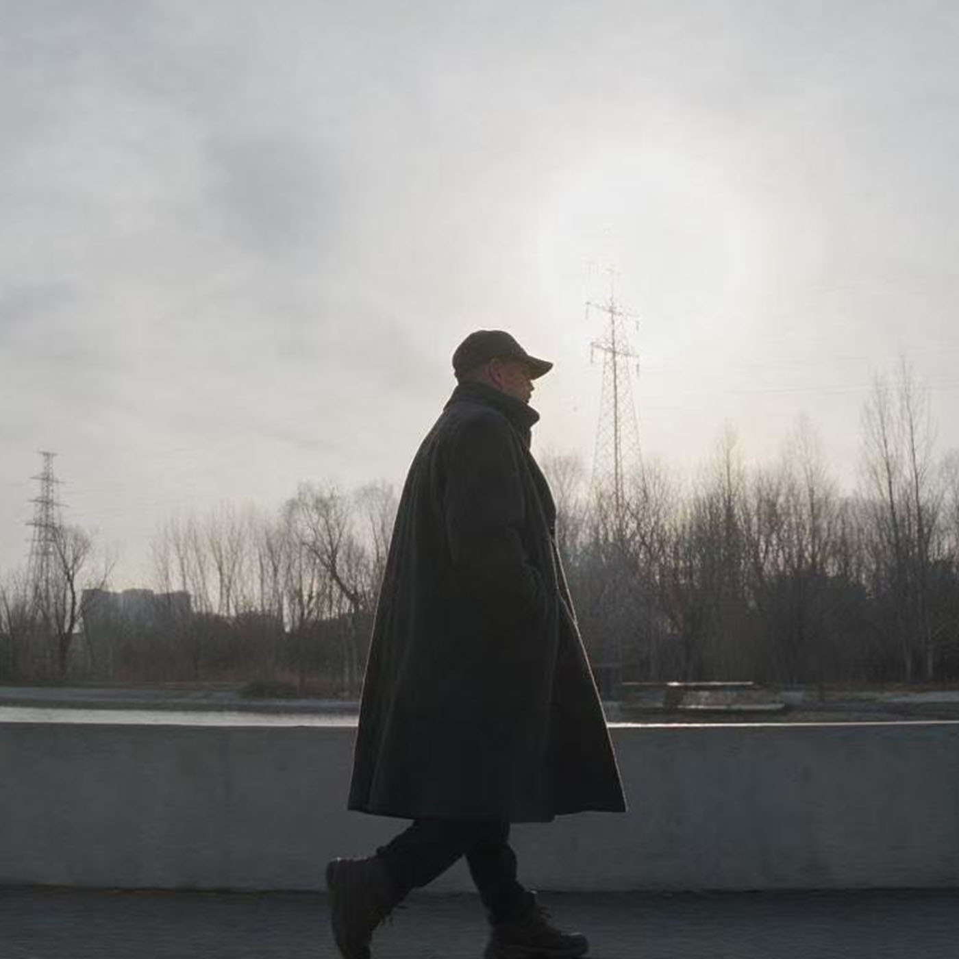 E902.抗癌 13 年，我们去全世界找生路 episode artwork