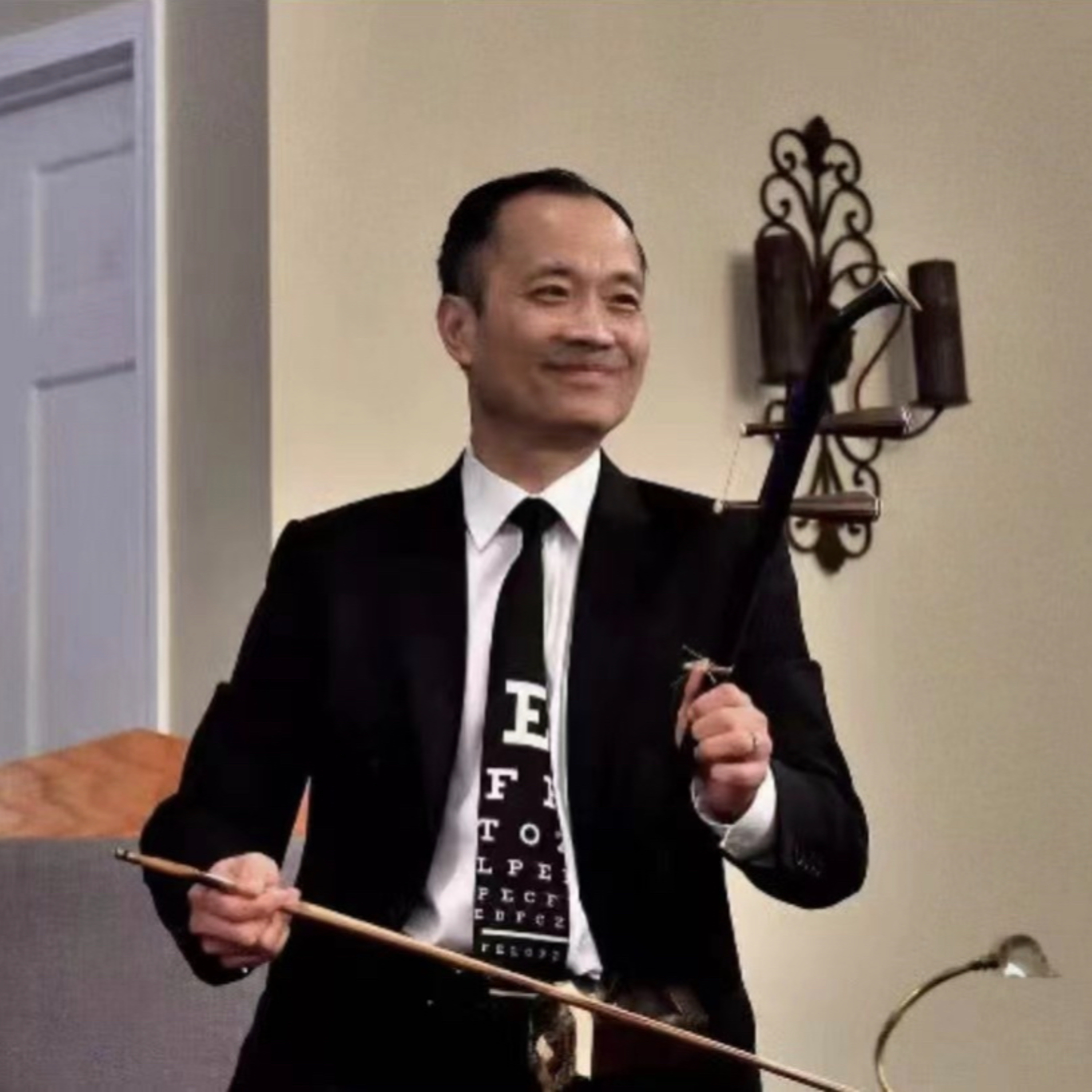 cover of episode S4E8 王明旭博士：环球电影把我的自传拍成电影，科学与信仰并非冲突